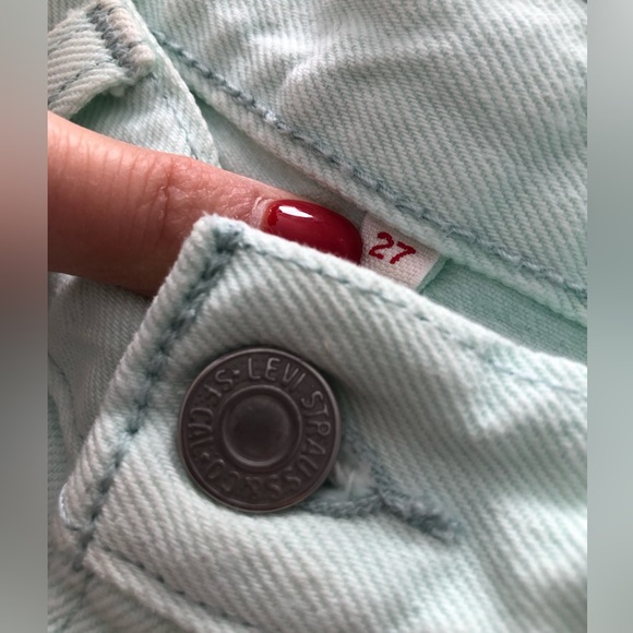 Levi’s Wedgie Icon Straight Jeans - Picture 2 of 7